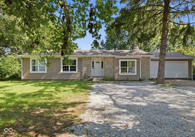 2nd image of 5420 W 62nd St, Indianapolis, IN 46268 | MLS# 22119268