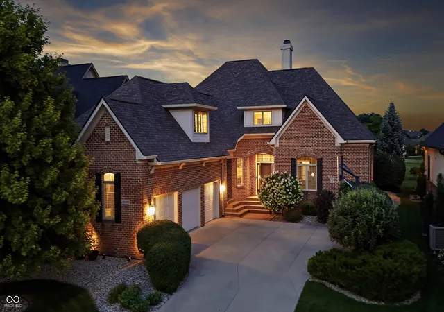 1st image of 16402 Valhalla Dr, Noblesville, IN 46060 | MLS# 22119271