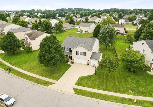 3rd image of 1240 Highland Lake Wy, Brownsburg, IN 46112 | MLS# 22119276