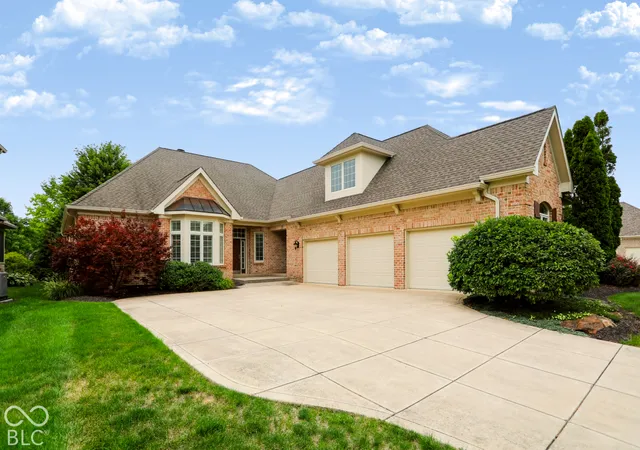 Photo 3 of Single family home for sale at 15478 Long Cove Blvd, Carmel, IN 46033 | MLS# 22119282 | Listing updated on 2026-10-09