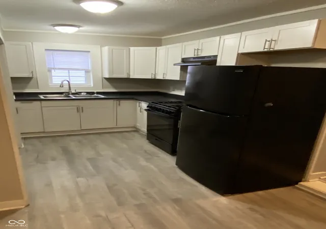 4th image of 1820 S M St, Elwood, IN 46036 | MLS# 22119284