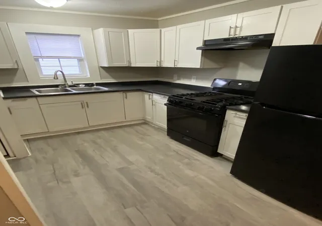 5th image of 1820 S M St, Elwood, IN 46036 | MLS# 22119284