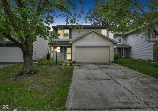 2nd image of 6002 Draycott Dr, Indianapolis, IN 46236 | MLS# 22119288
