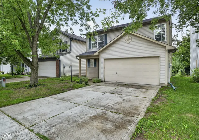 3rd image of 6002 Draycott Dr, Indianapolis, IN 46236 | MLS# 22119288