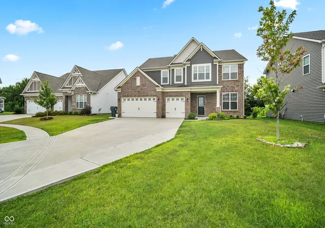 2nd image of 2733 Whimbrel Cts, Greenwood, IN 46143 | MLS# 22119292