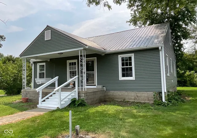 Photo 1 of Sale Pending at 509 W Pennsylvania St, Rockville, IN 47872 | MLS# 22119294 | Listing updated on 2026-09-02