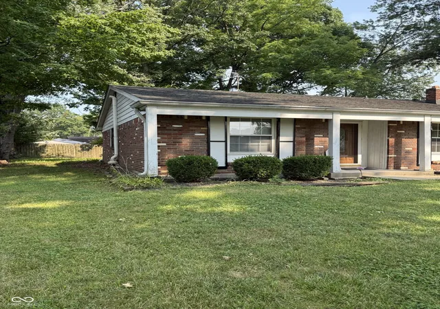 2nd image of 1503 Cecil Ave, Indianapolis, IN 46219 | MLS# 22119299