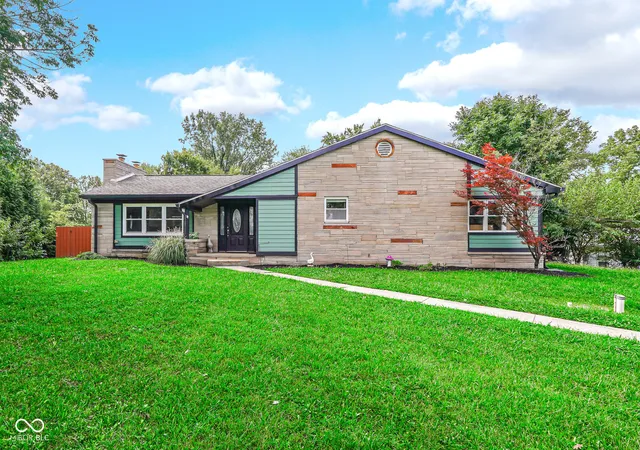 31st image of 823 W 200 N, Greenfield, IN 46140 | MLS# 22119308