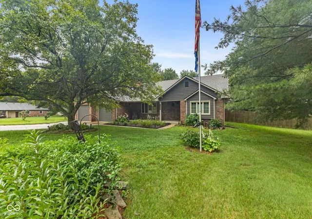 1st image of 4255 Egbert Rd, Martinsville, IN 46151 | MLS# 22119315