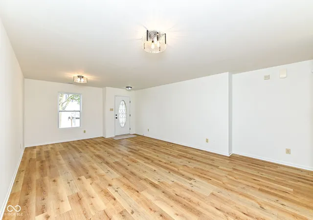 2nd image of 10927 Mansfield Wy, Ingalls, IN 46048 | MLS# 22119316