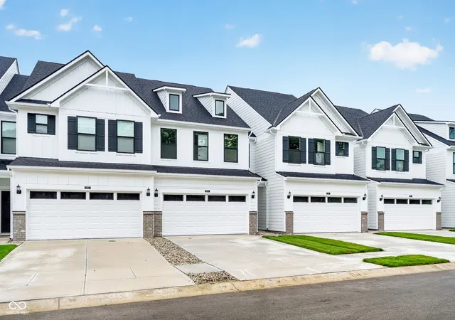 2nd image of 9859 Behner Dr, Indianapolis, IN 46250 | MLS# 22119319
