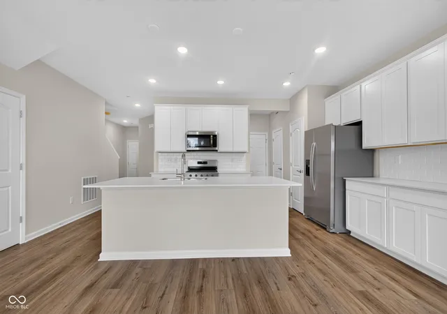 3rd image of 9851 Behner Dr, Indianapolis, IN 46250 | MLS# 22119332