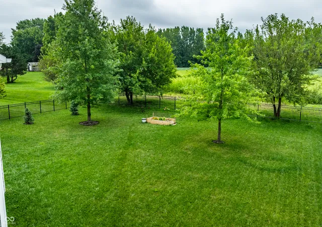 4th image of 7675 Winding Lake Dr S, Noblesville, IN 46062 | MLS# 22119334