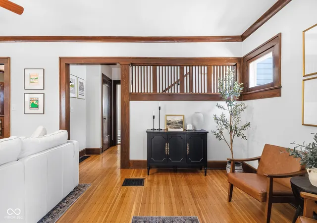 Photo 4 of Sale Pending at 4060 Broadway St, Indianapolis, IN 46205 | MLS# 22119337 | Listing updated on 2026-09-21