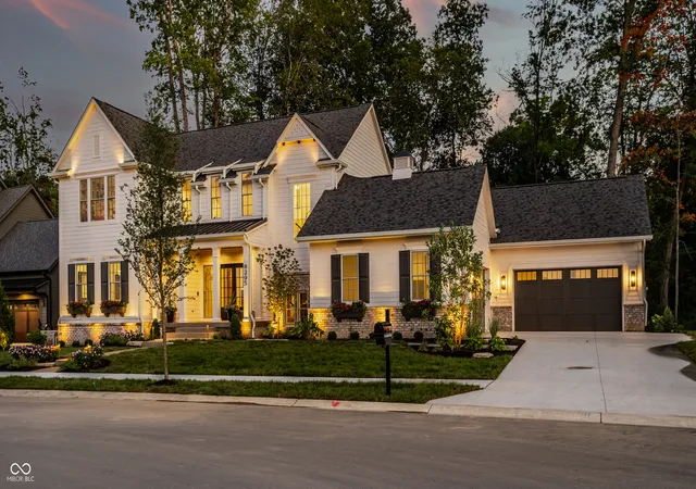 Photo 2 of Mansion for sale at 8295 Keeneland Rd, Zionsville, IN 46077 | MLS# 22119343 | Listing updated on 2026-09-30