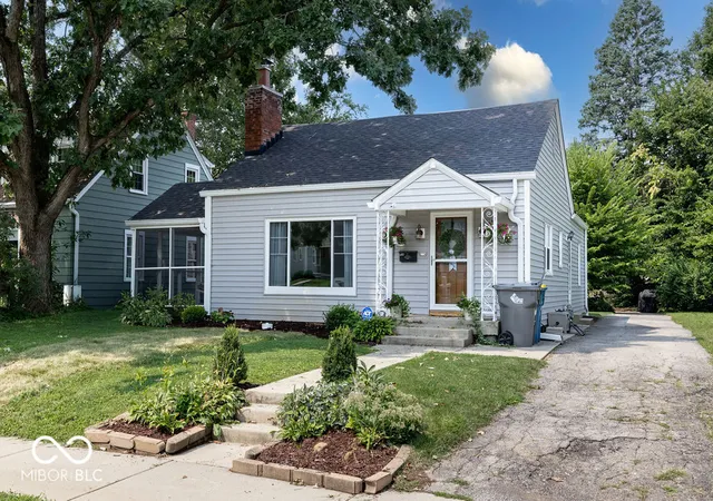 1st image of 6110 Kingsley Dr, Indianapolis, IN 46220 | MLS# 22119348