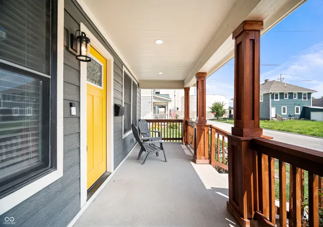 Photo 1 of Single family home for sale at 1724 Rembrandt St, Indianapolis, IN 46202 | MLS# 22119359 | Listing updated on 2026-10-07