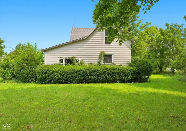 1st image of 9148 S County Road 675 East, Cambridge City, IN 47327 | MLS# 22119365