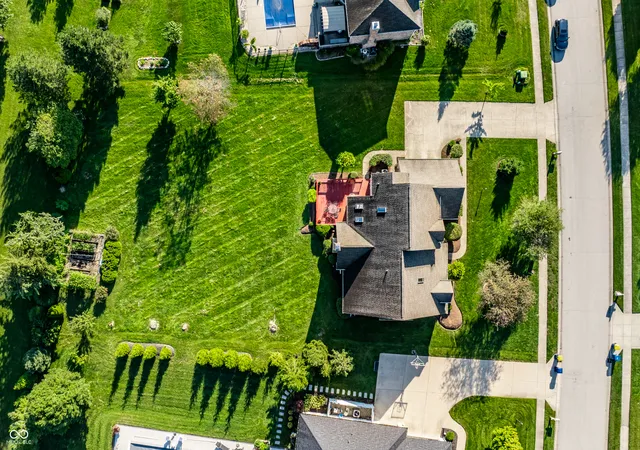 Photo 1 of Sale Pending at 2540 Sutton Ave, Carmel, IN 46032 | MLS# 22119368 | Listing updated on 2026-09-30
