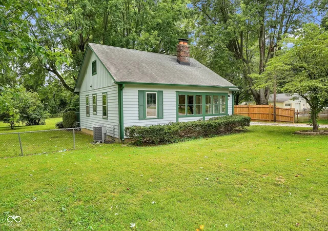 1st image of 8508 Morgantown Rd, Indianapolis, IN 46217 | MLS# 22119383