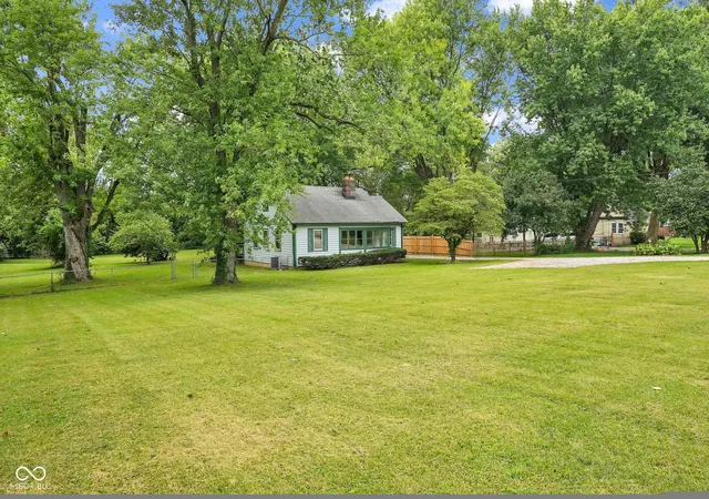 2nd image of 8508 Morgantown Rd, Indianapolis, IN 46217 | MLS# 22119383
