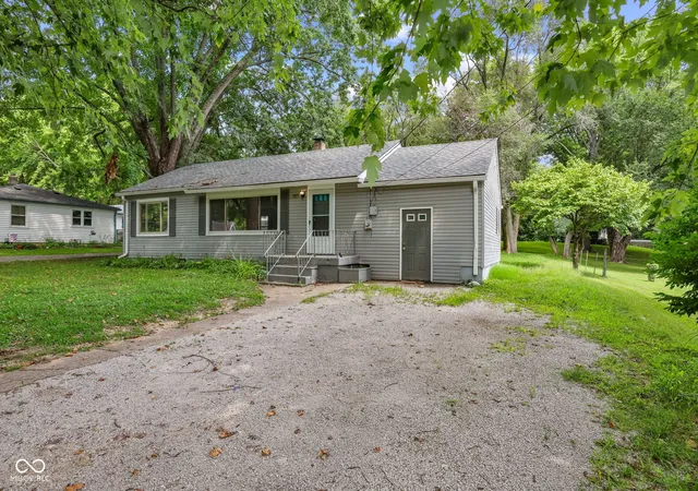 1st image of 1075 S Morgantown Rd, Greenwood, IN 46143 | MLS# 22119387