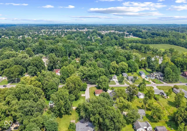 27th image of 1075 S Morgantown Rd, Greenwood, IN 46143 | MLS# 22119387