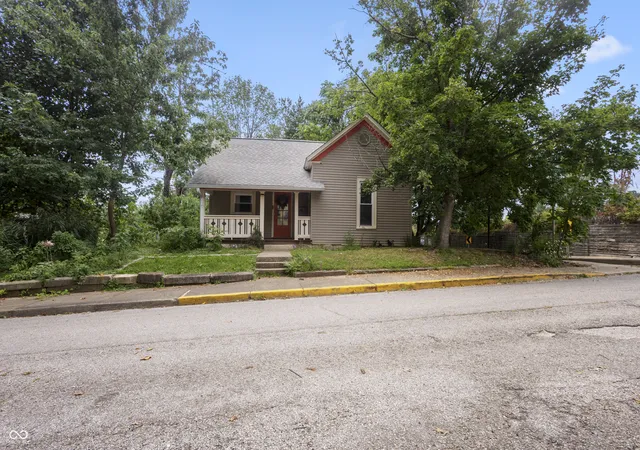 1st image of 308 S Davisson St, Bloomington, IN 47403 | MLS# 22119390