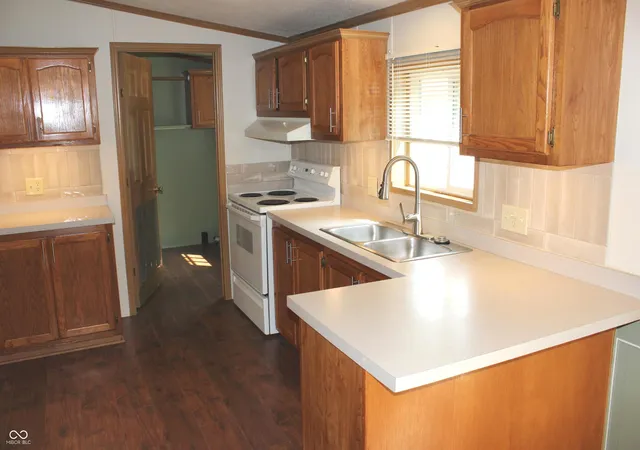 2nd image of 1504 Deer Creek Dr, Greencastle, IN 46135 | MLS# 22119396