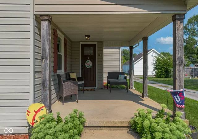 3rd image of 104 N Vine St, Kennard, IN 47351 | MLS# 22119400