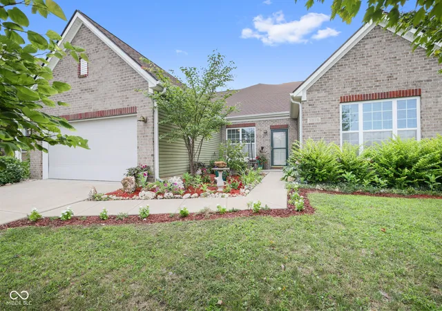 1st image of 5976 Chazimal St, Plainfield, IN 46168 | MLS# 22119406