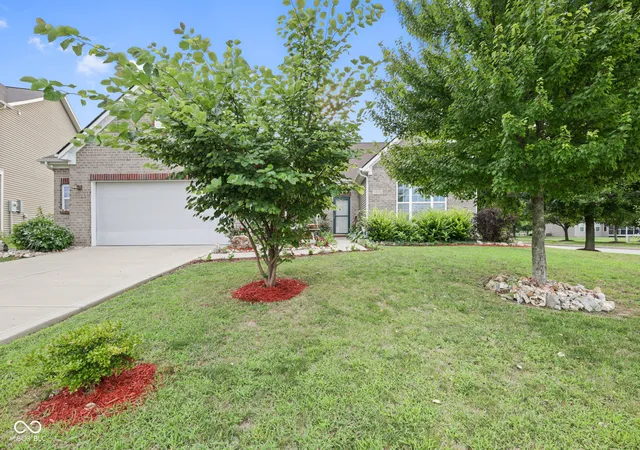 3rd image of 5976 Chazimal St, Plainfield, IN 46168 | MLS# 22119406