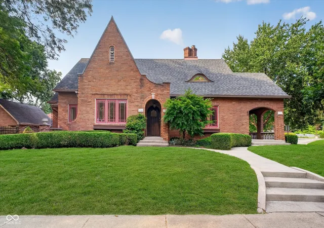 1st image of 5202 N Central Ave, Indianapolis, IN 46220 | MLS# 22119408