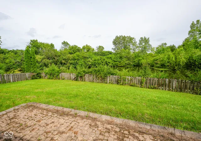 3rd image of 5213 Lakeside Manor Dr, Indianapolis, IN 46254 | MLS# 22119409