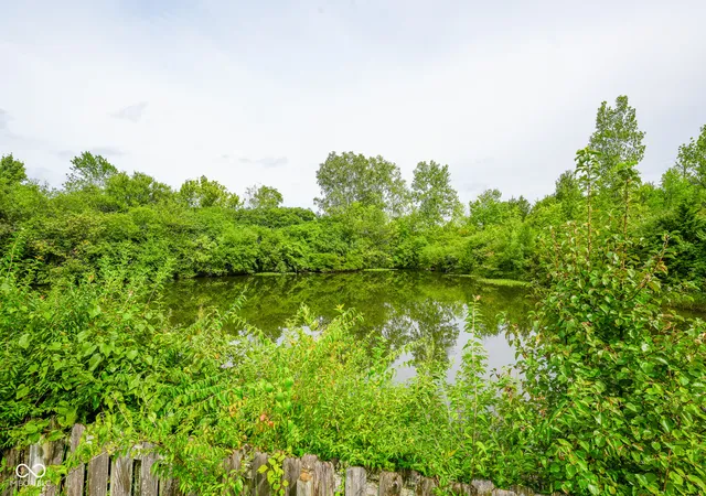 4th image of 5213 Lakeside Manor Dr, Indianapolis, IN 46254 | MLS# 22119409