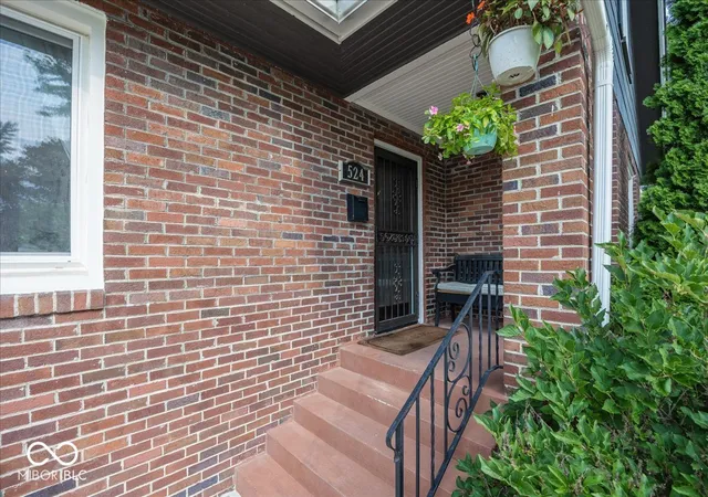 2nd image of 524 Duffey St, Plainfield, IN 46168 | MLS# 22119437