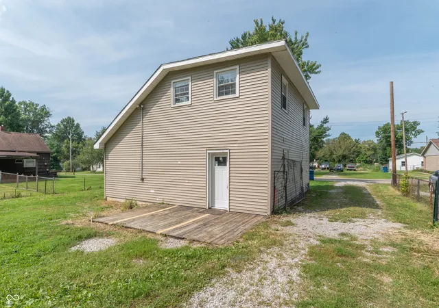 Photo 24 of Single family home for sale at 938 S Dupont Pl, West Terre Haute, IN 47885 | MLS# 22119456 | Listing updated on 2026-08-27