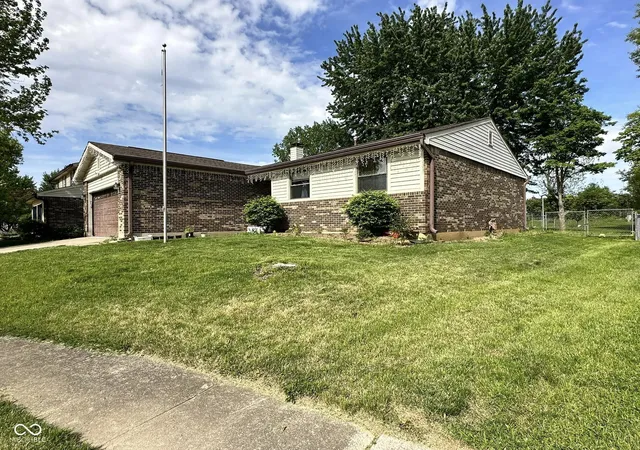 Photo 1 of Single family home for sale at 7311 Chimney Rock Ct, Indianapolis, IN 46217 | MLS# 22119460 | Listing updated on 2026-08-26