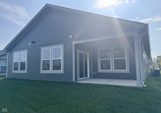 Photo 2 of Single family home for sale at 9338 Devonshire Way, Mc Cordsville, IN 46055 | MLS# 22119498 | Listing updated on 2026-08-31