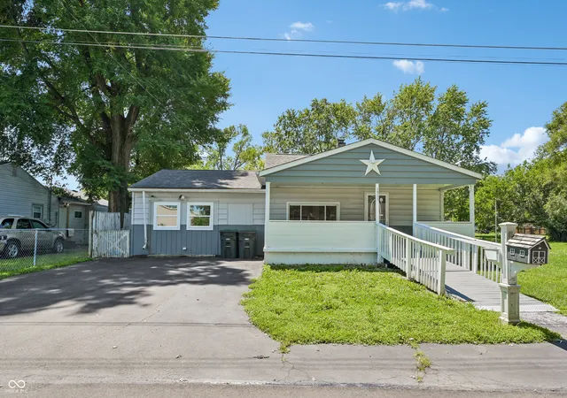 1st image of 1511 E 20th St, Muncie, IN 47302 | MLS# 22119531