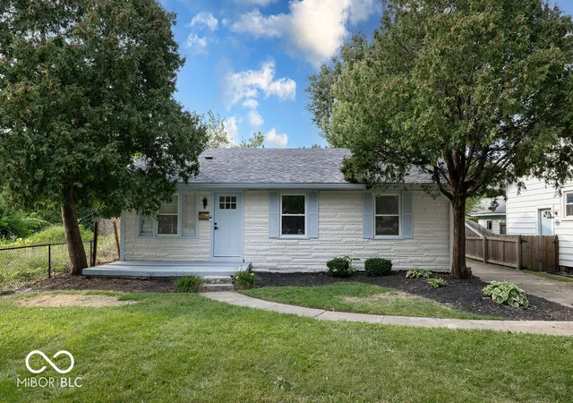 1st image of 419 Berkley Rd, Indianapolis, IN 46208 | MLS# 22119534
