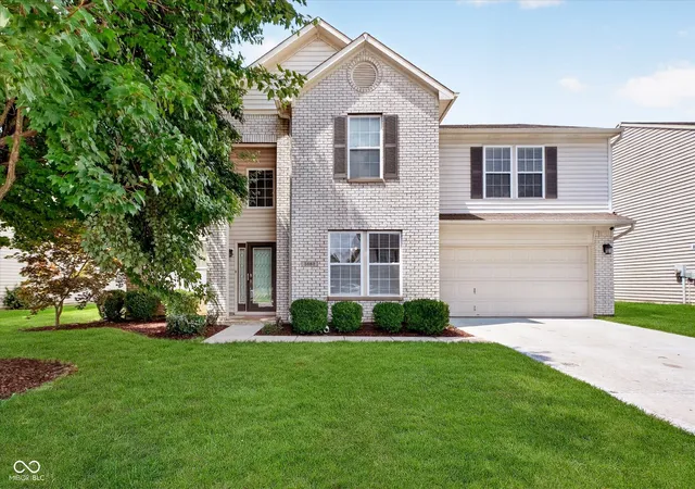 Photo 2 of Single family home for sale at 5882 Independence Ave, Indianapolis, IN 46234 | MLS# 22119536 | Listing updated on 2026-10-07