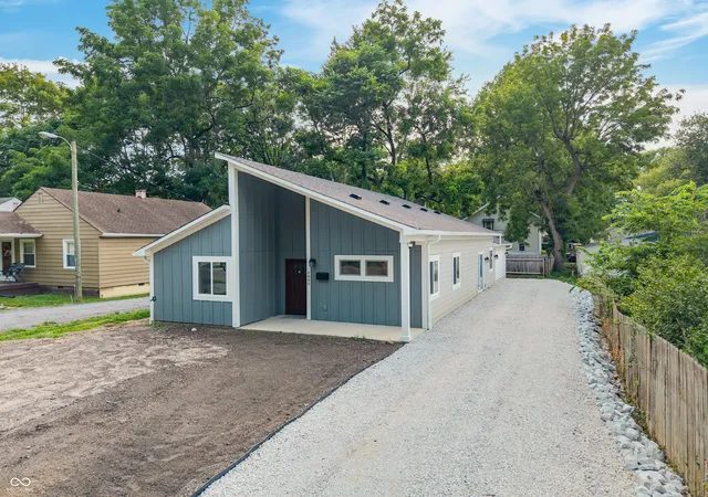 5th image of 4840 Crestview Ave, Indianapolis, IN 46205 | MLS# 22119537
