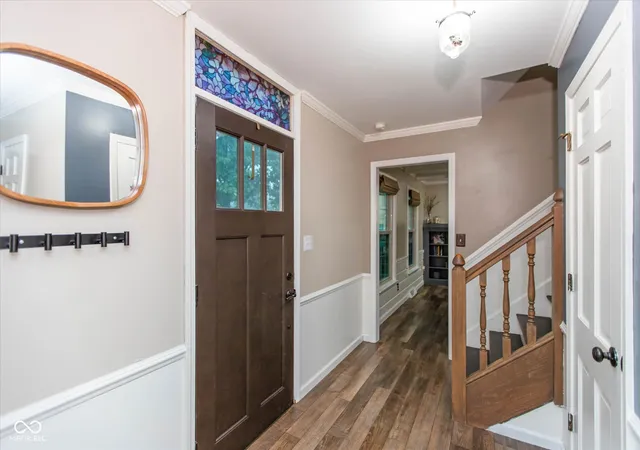 2nd image of 220 Redwood Cir, Noblesville, IN 46062 | MLS# 22119545