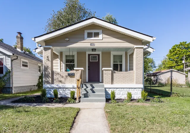 2nd image of 1402 N Grant Ave, Indianapolis, IN 46201 | MLS# 22119550