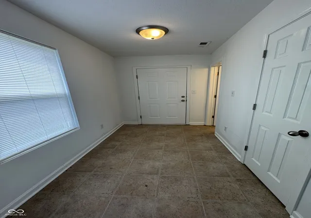 5th image of 2003 Falcon Ct, Franklin, IN 46131 | MLS# 22119552