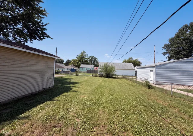 17th image of 130 S 10th Ave, Beech Grove, IN 46107 | MLS# 22119553
