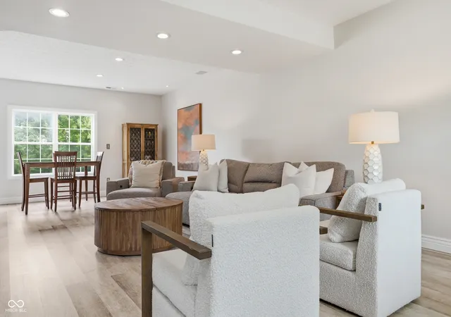 3rd image of 10086 Palmaire, Fishers, IN 46038 | MLS# 22119556