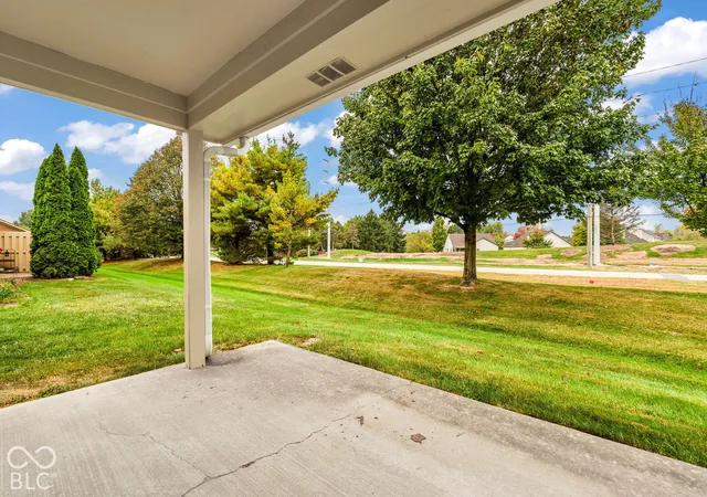 Photo 1 of Condo for sale at 340 Lakewood Ct, Avon, IN 46123 | MLS# 22119569 | Listing updated on 2026-10-22