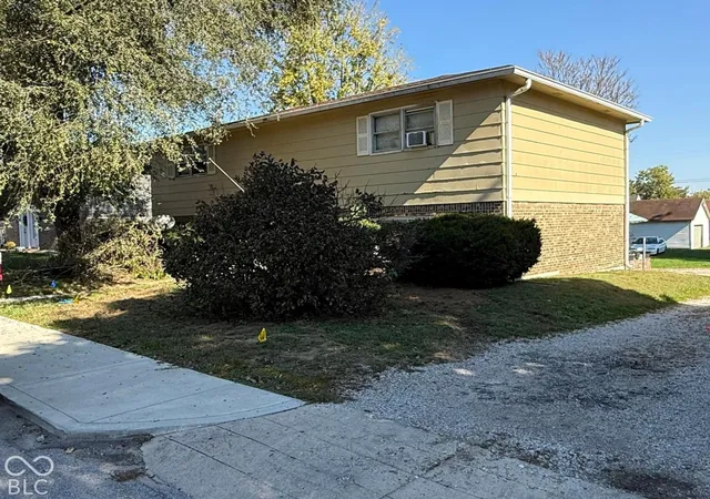 Photo 1 of Multi family home for sale at 579 589 S Graham St, Martinsville, IN 46151 | MLS# 22119580 | Listing updated on 2026-10-27